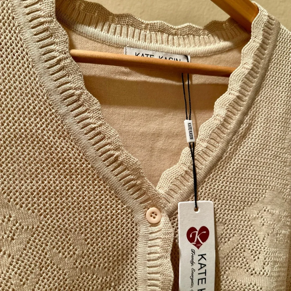 Cropped Cardigan - Picture 4 of 8